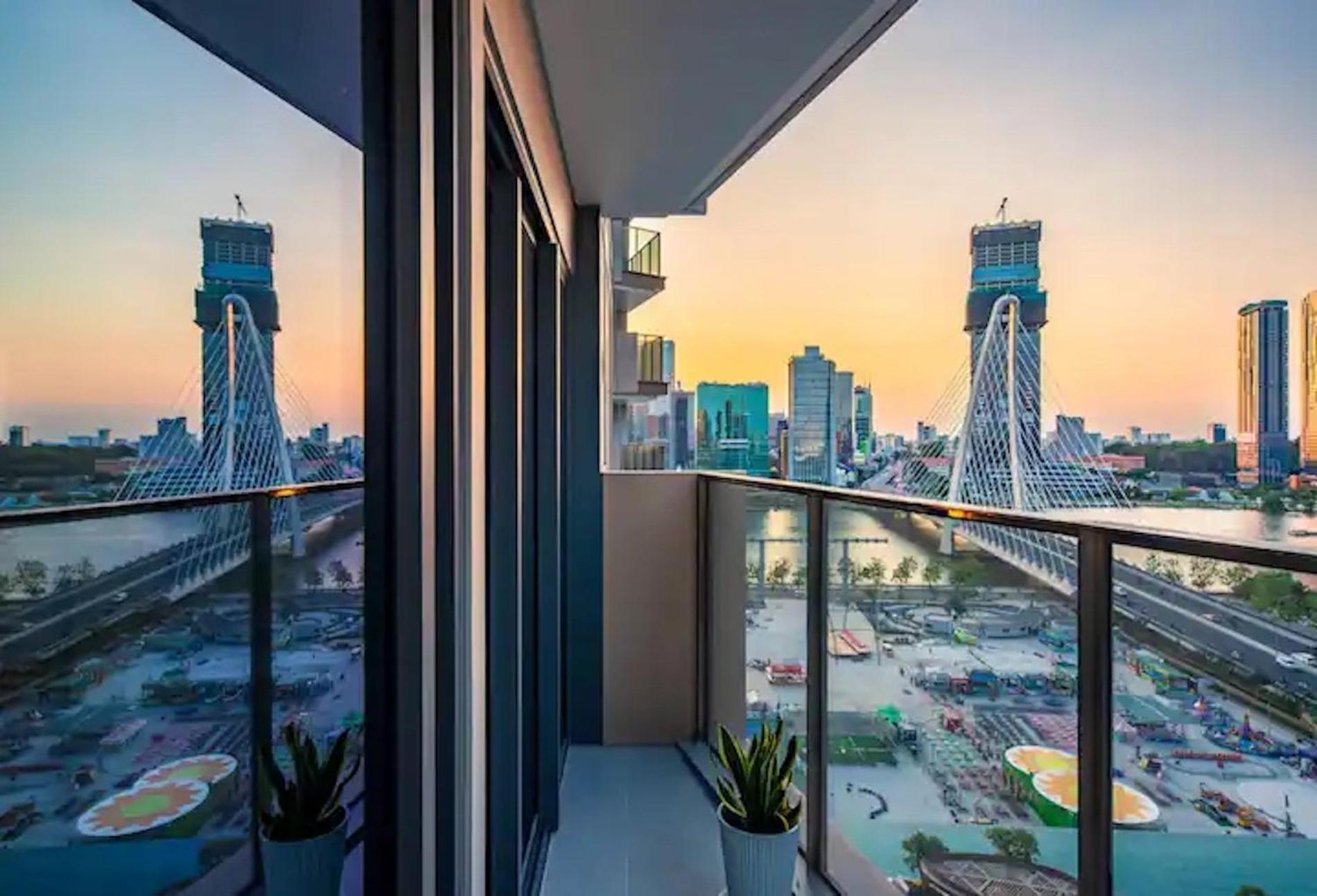The Opera Apartment Cental Saigon Free Pool-Gym-Sauna Room- Golf Mini Ho Chi Minh-Byen Eksteriør billede